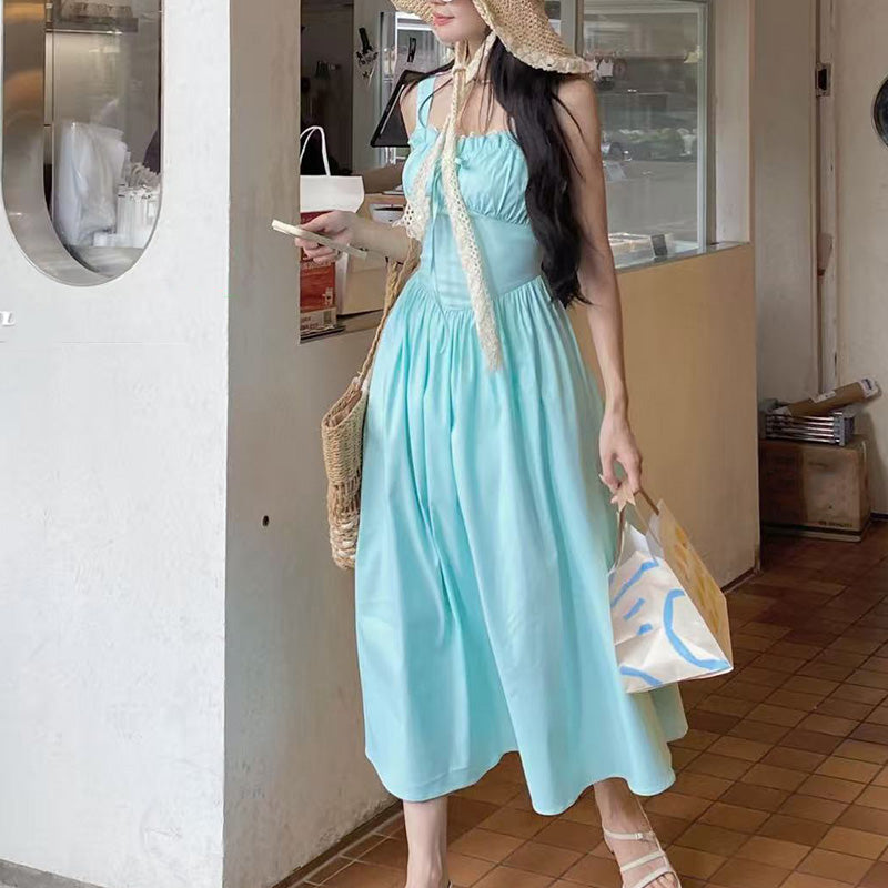 Robe Douce à Encolure Carrée avec Bretelles Fines et Taille Ajustée