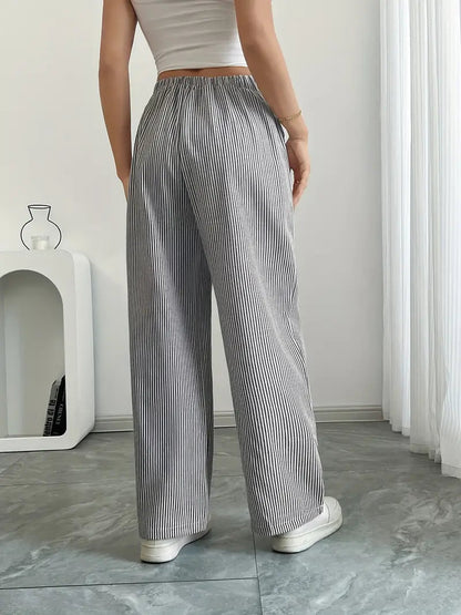 Alina – Elegant Striped Trousers with Pockets