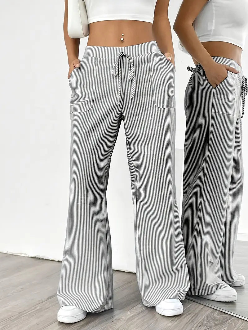Alina – Elegant Striped Trousers with Pockets